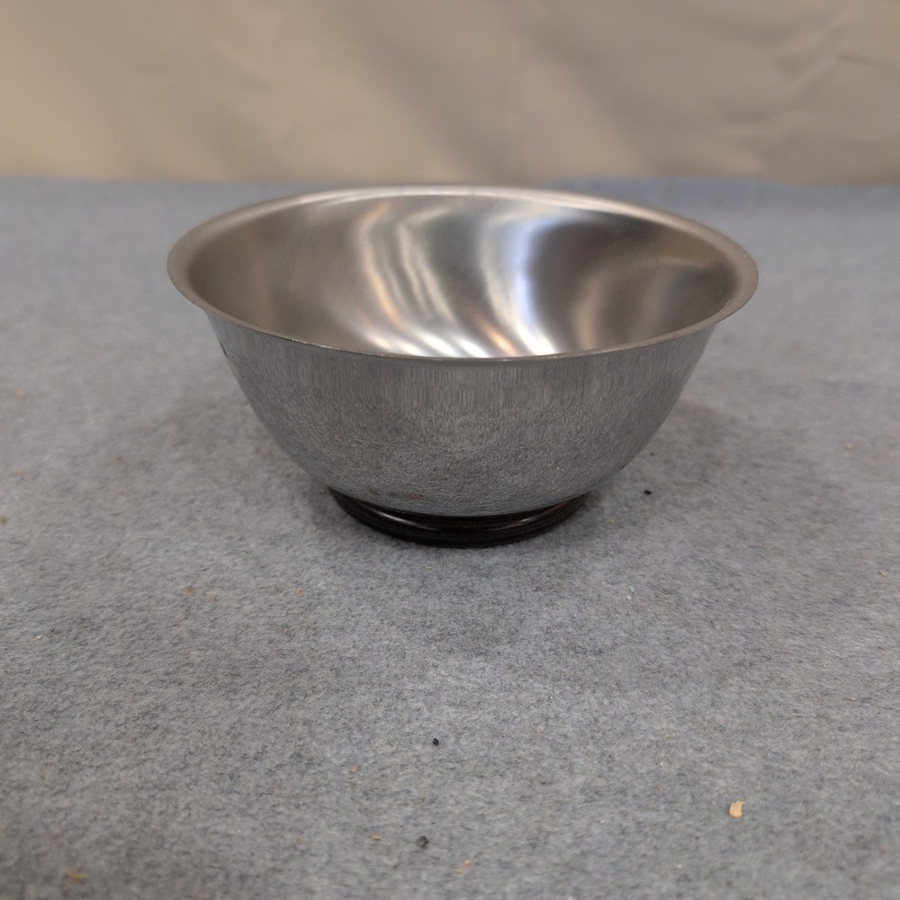 Oneida Carefree Collection Stainless Steel Sauce Bowl with Wood Coaster‎ 8056 - Picture 3 of 5